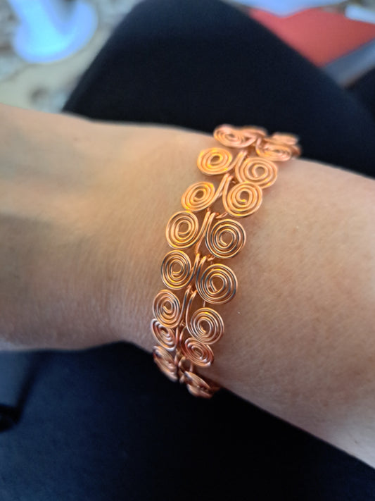 Celtic Spiral Bracelet (0.8mm Non-Tarnish Copper Wire)